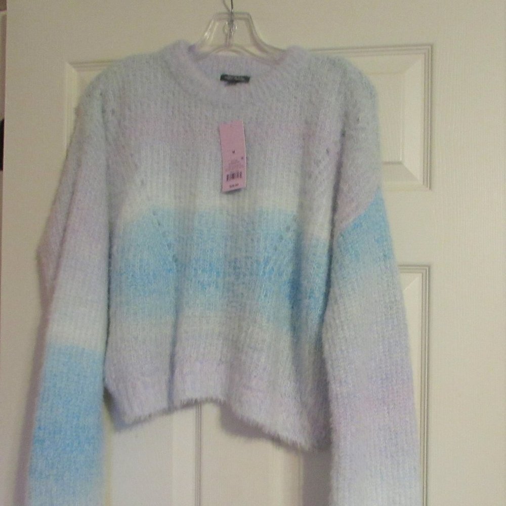 NWT WILD FABLE Fuzzy Crop Sweater Size M